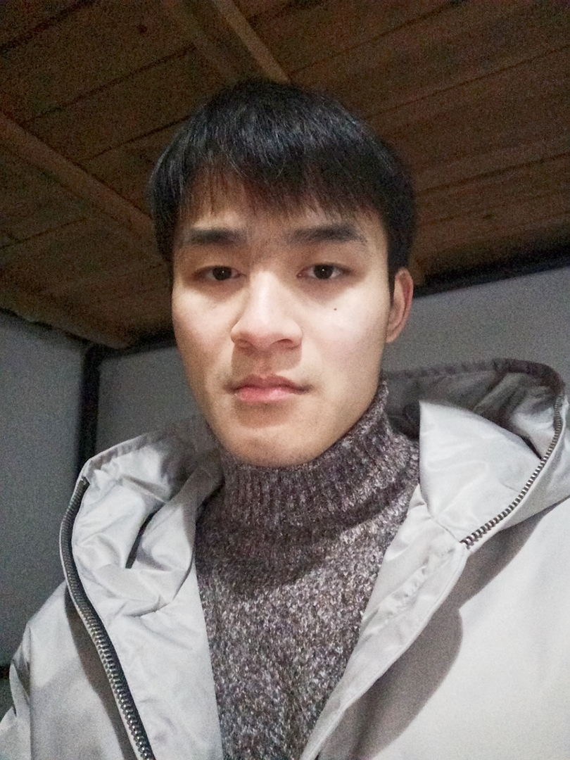 江教员 照片