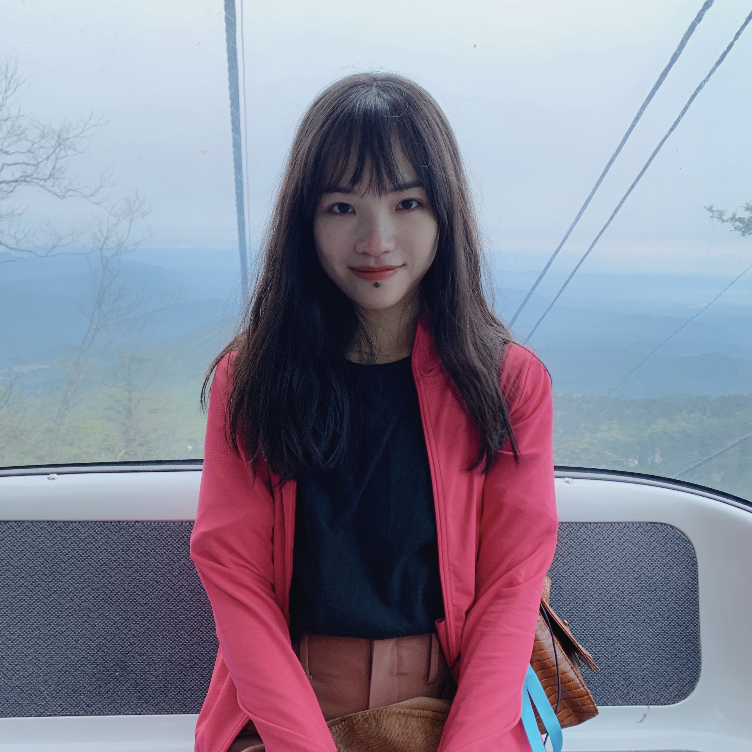 江教员 照片