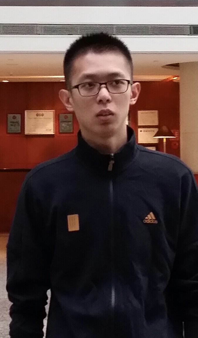 孔教员 照片