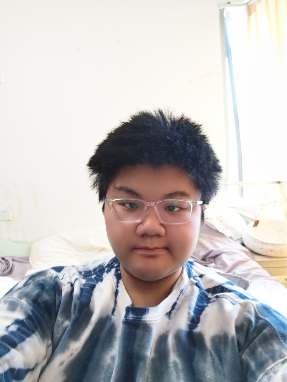 王教员 照片