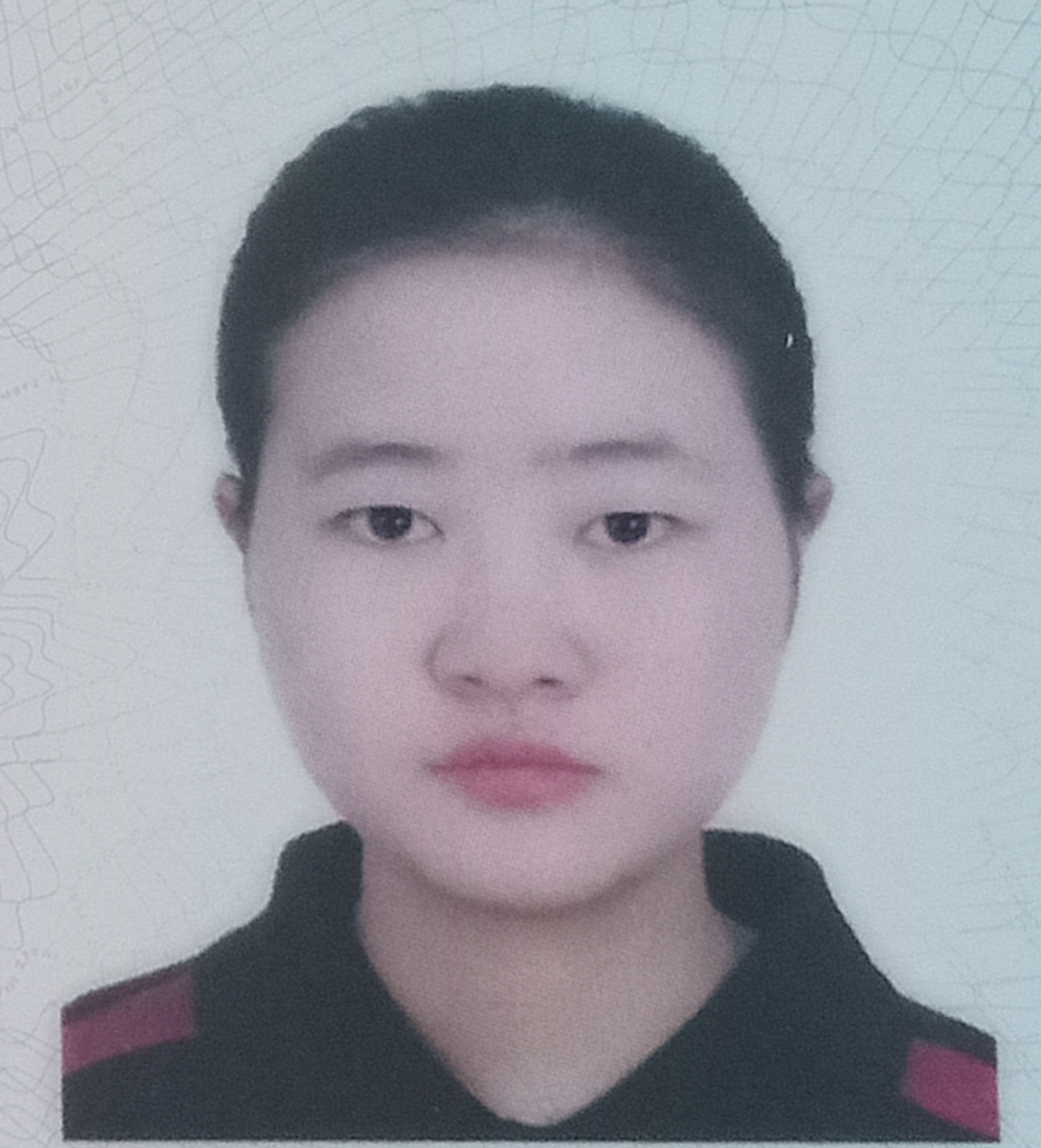 尹教员 照片