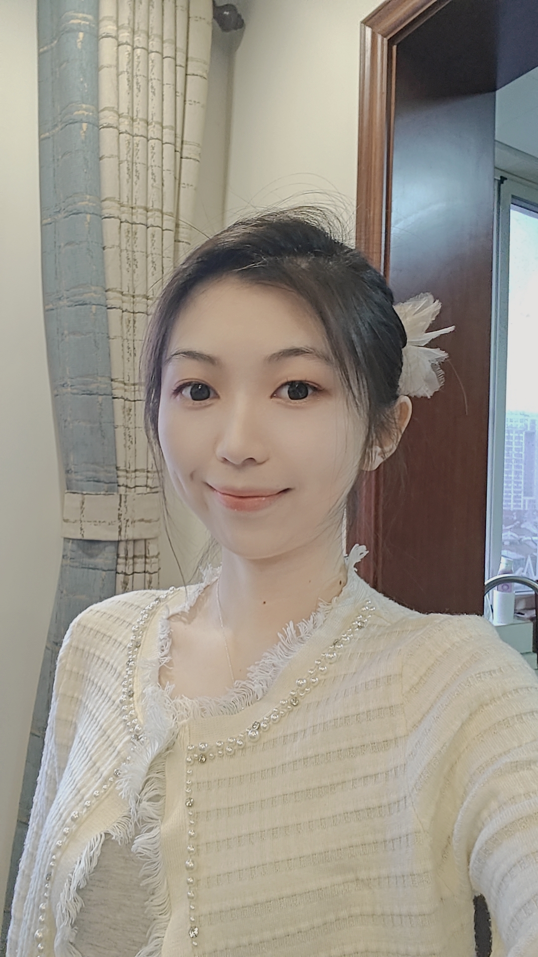 郑教员 照片