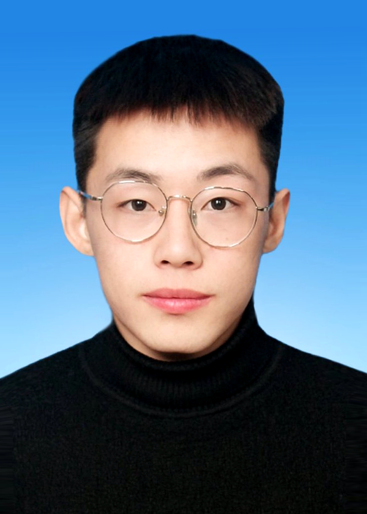 李教员 照片