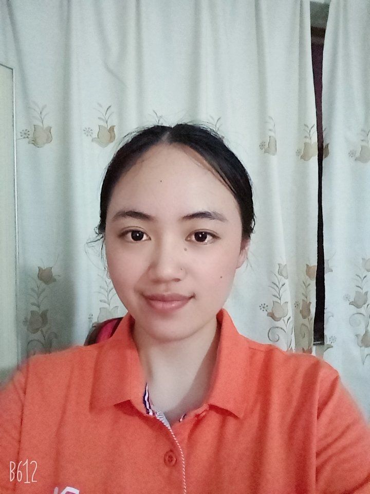 张教员 照片