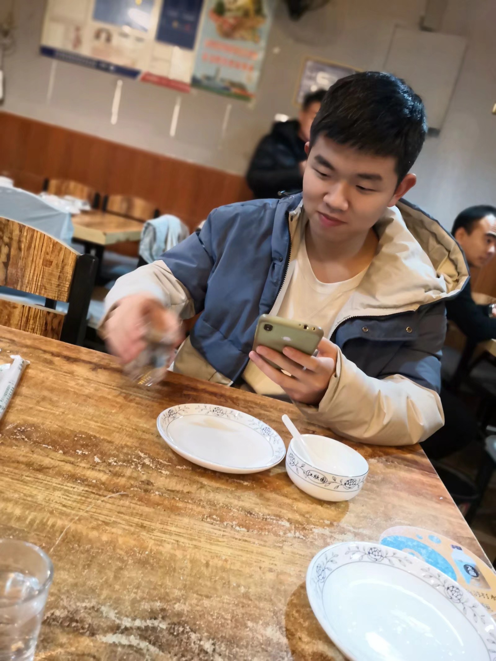 王教员 照片