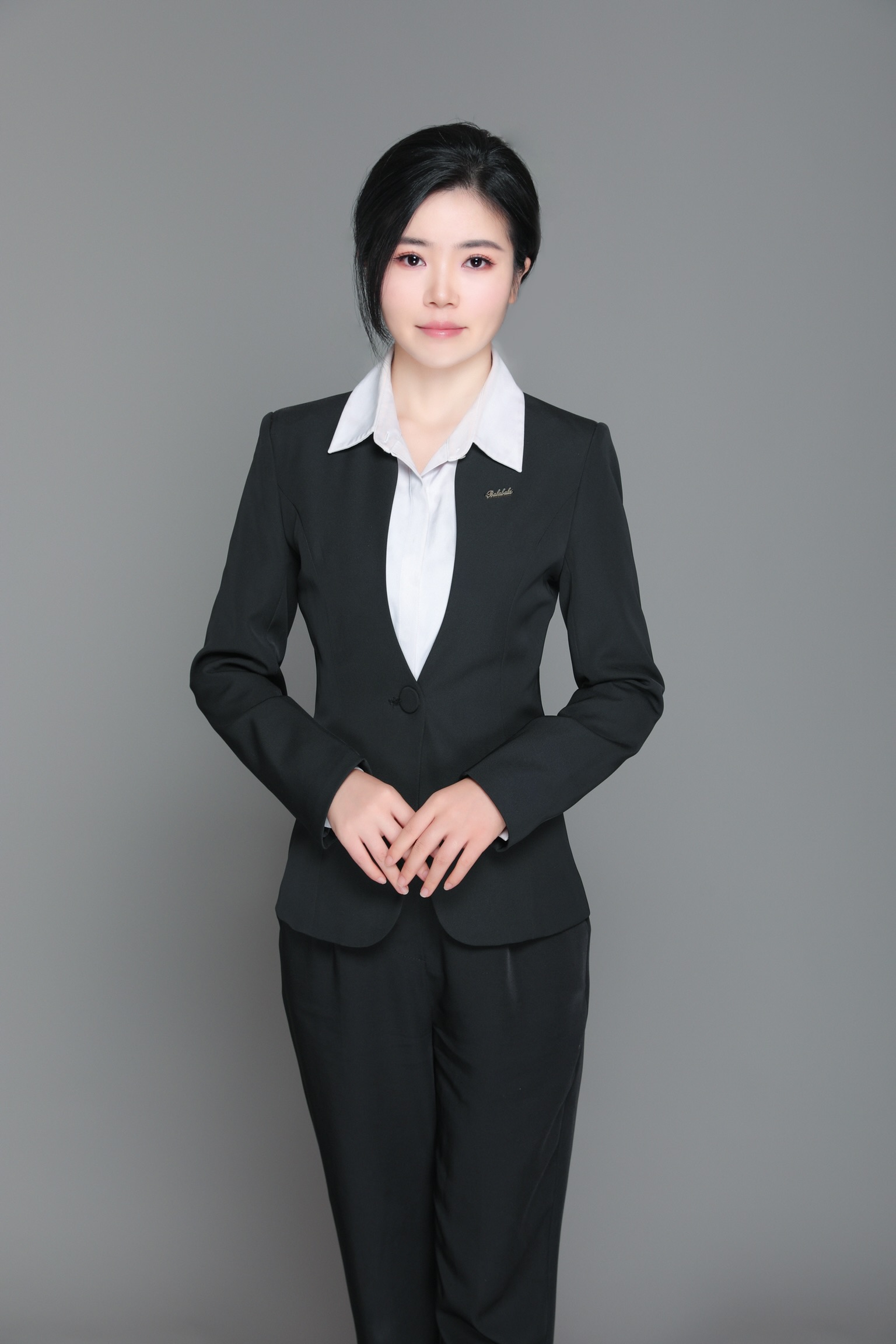 毕教员 照片