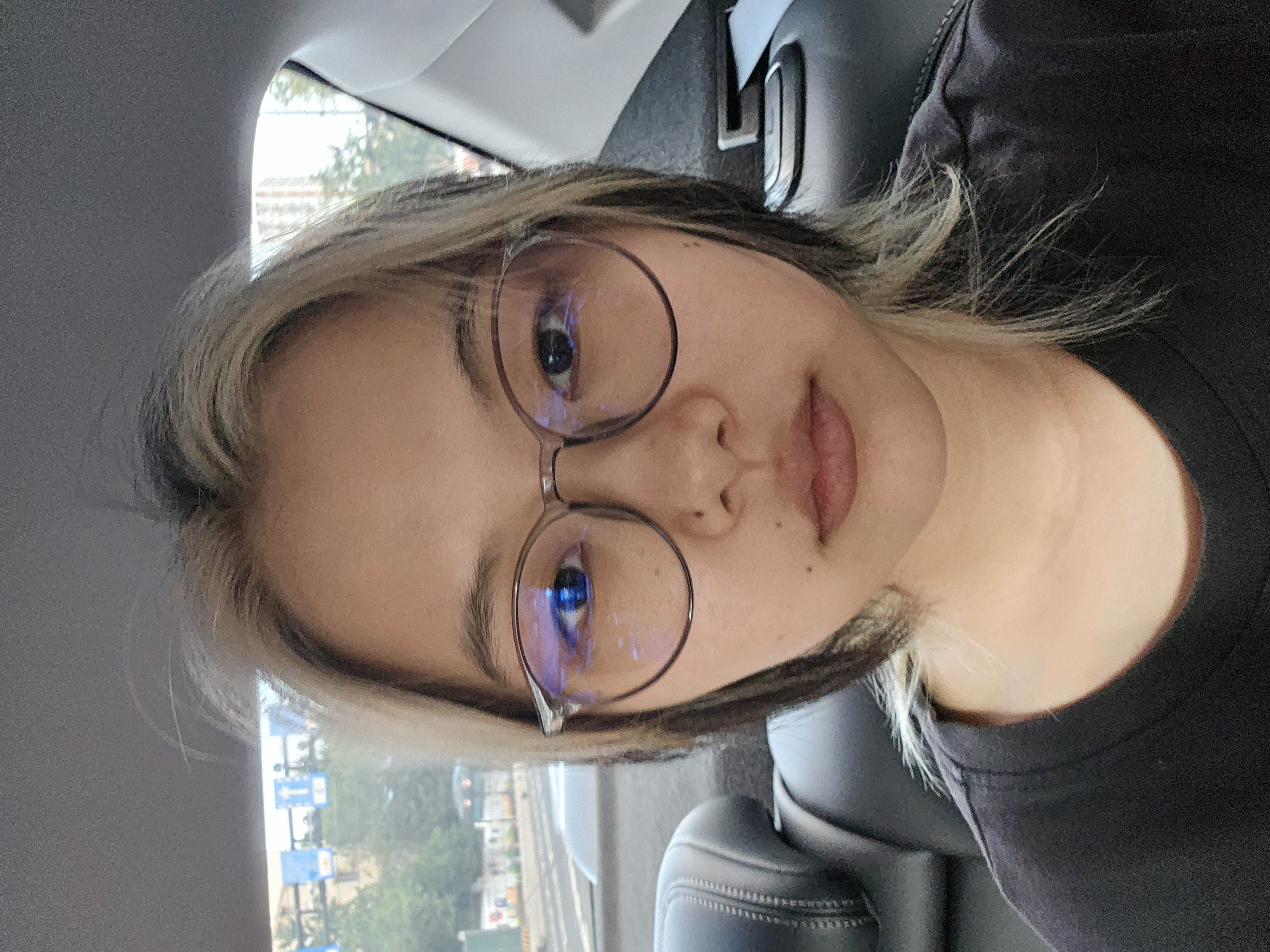 刘教员 照片
