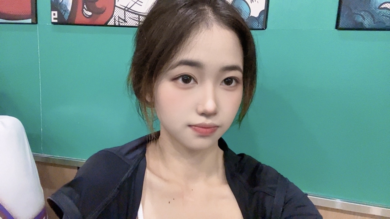 曾教员 照片