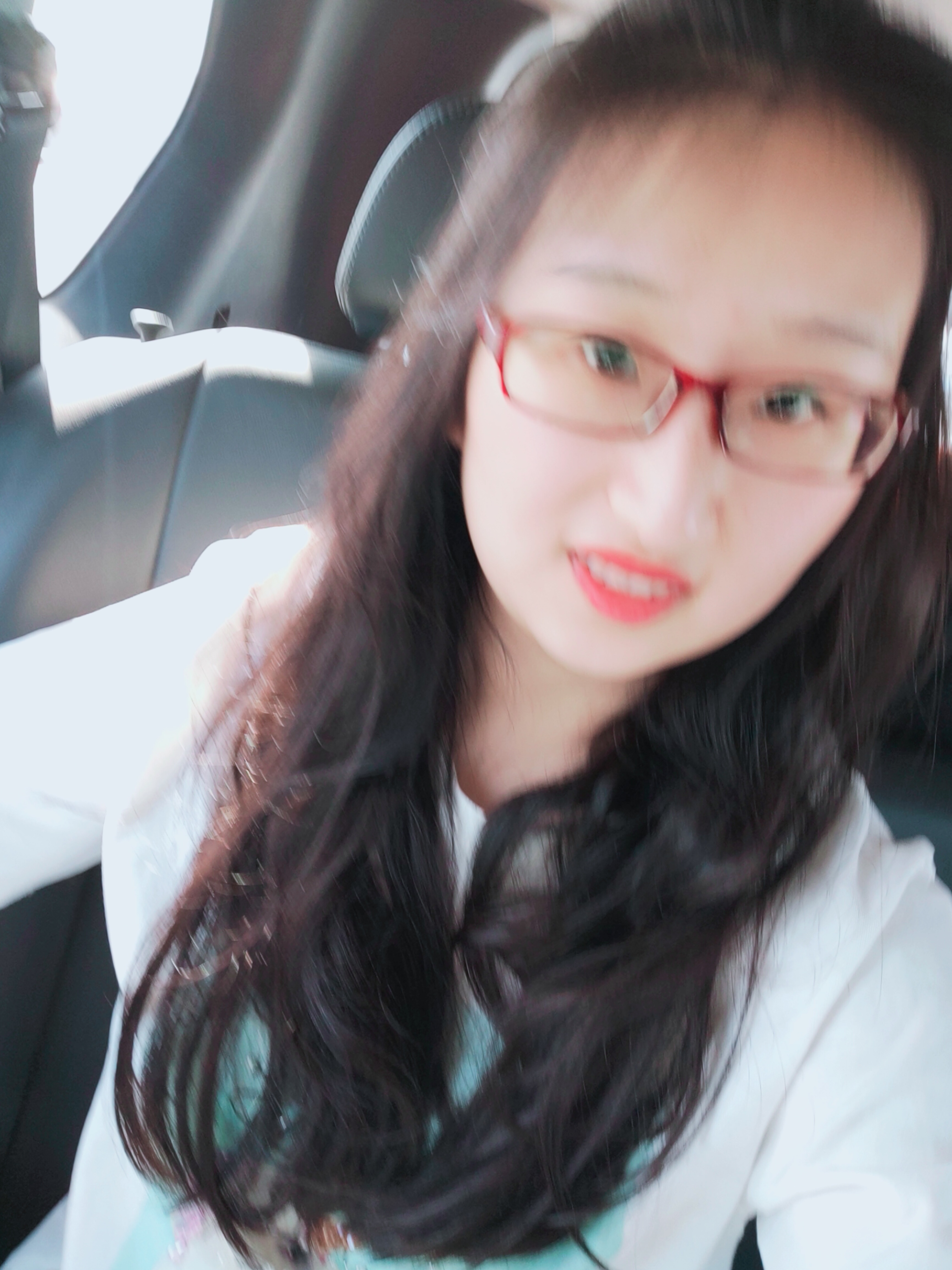 刘教员 照片
