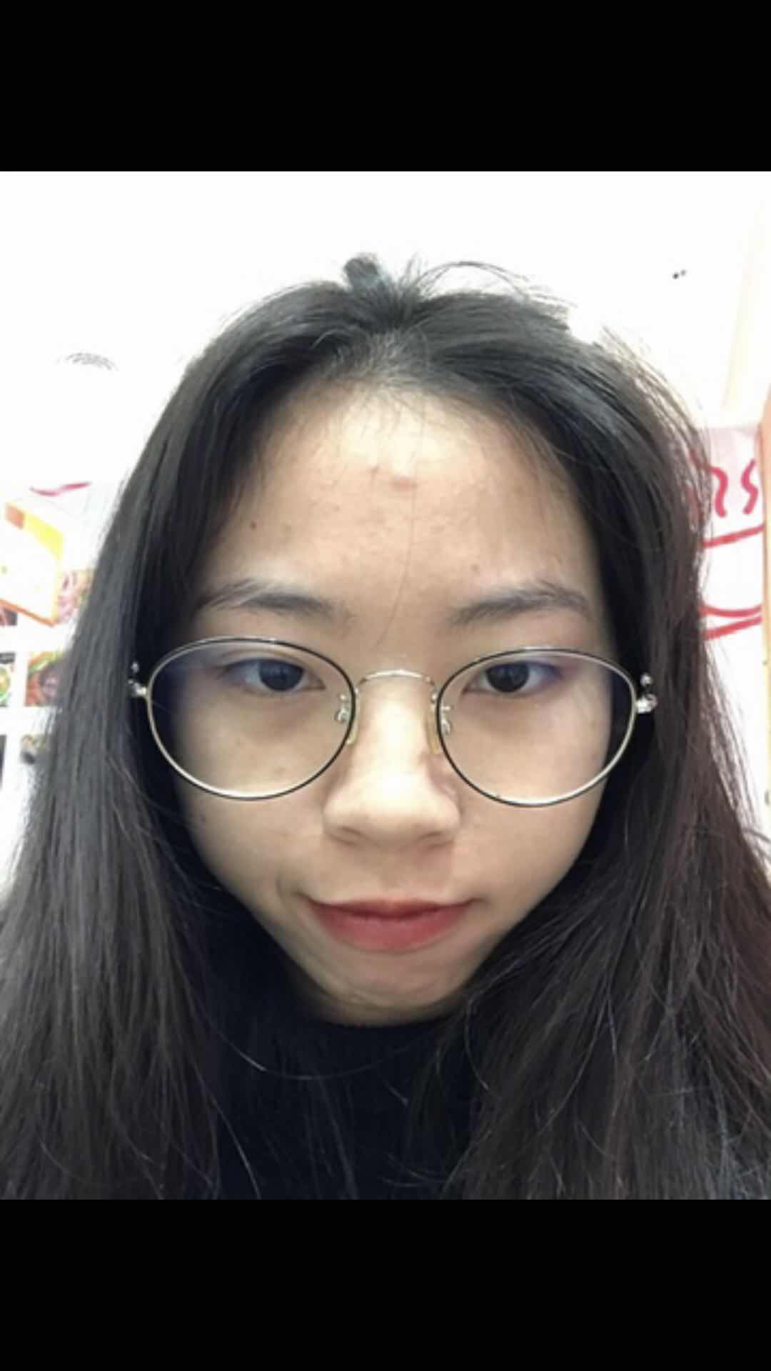 梁教员 照片