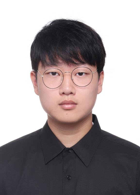 周教员 照片