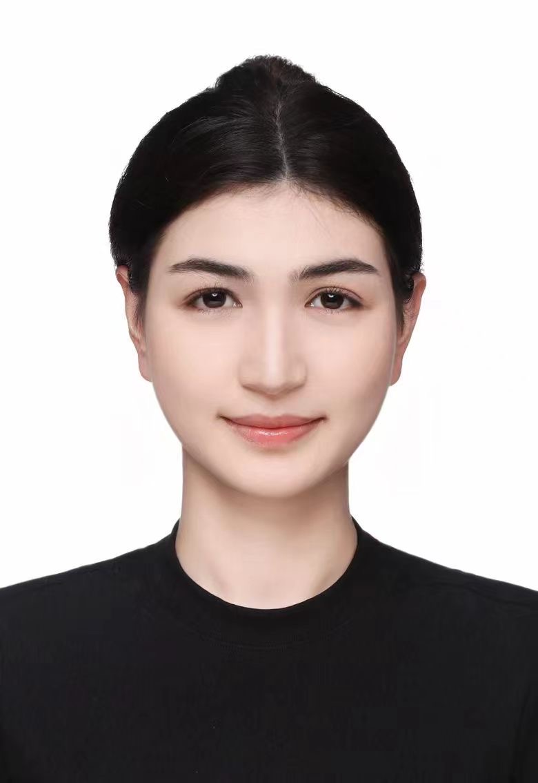 阿教员 照片