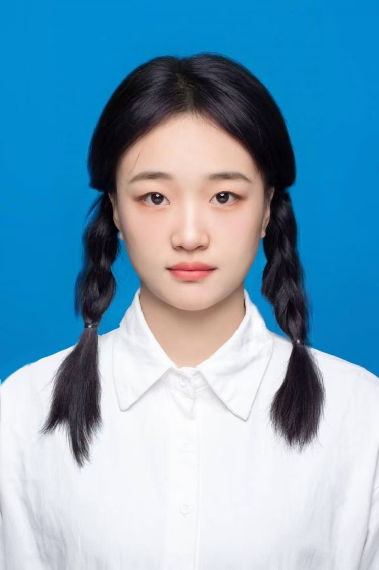 高教员 照片