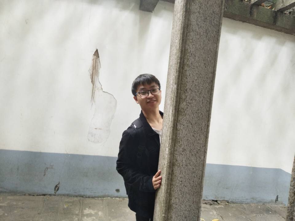 陈教员 照片