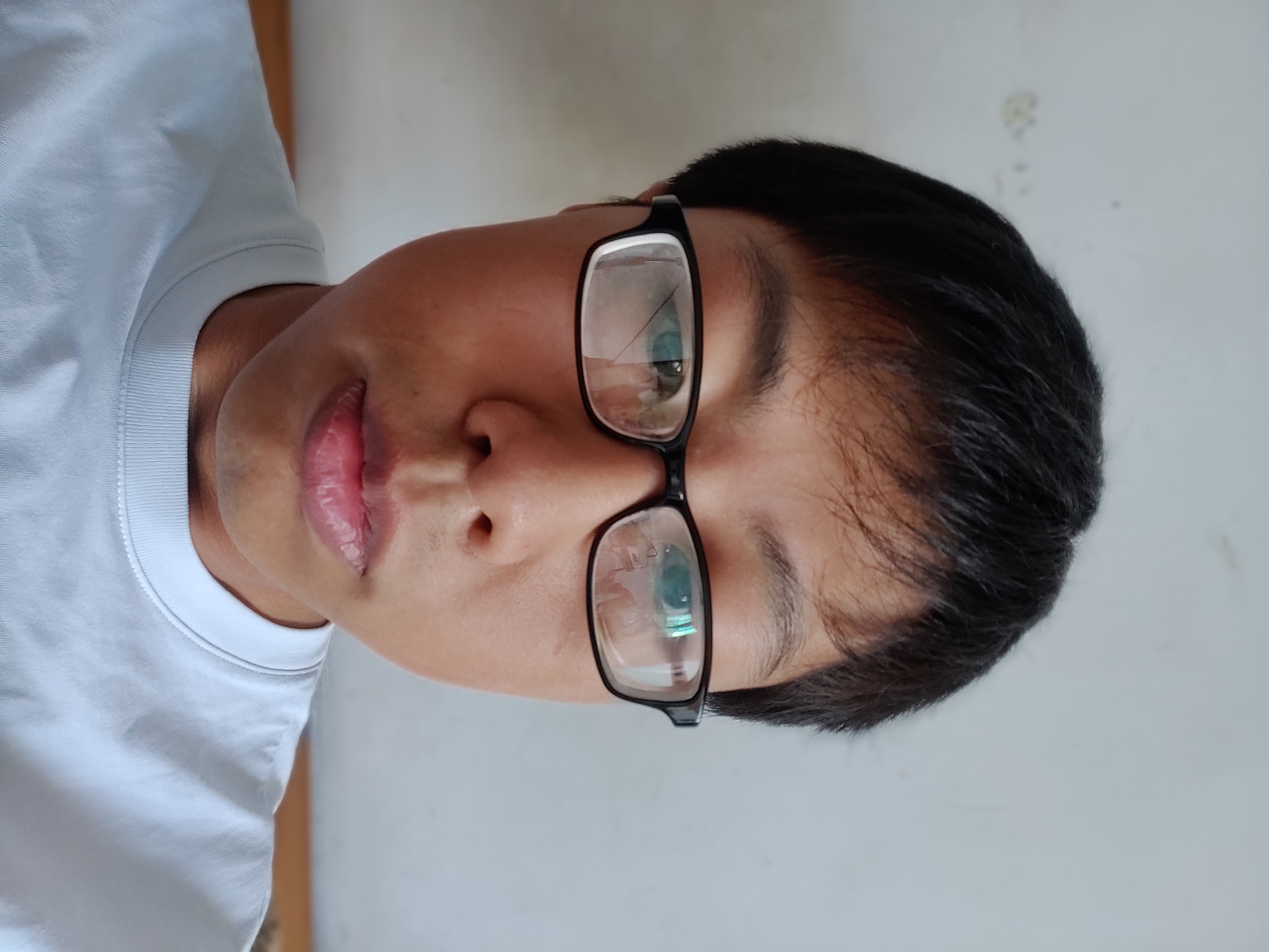 陈教员 照片