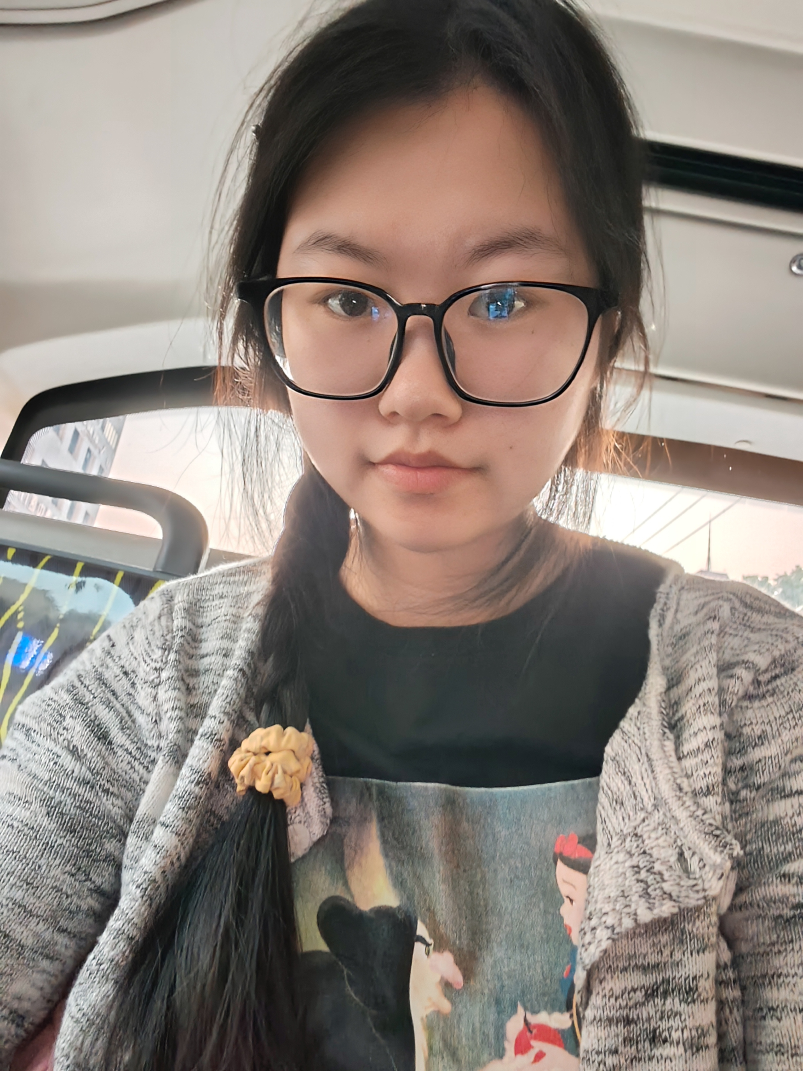 李教员 照片