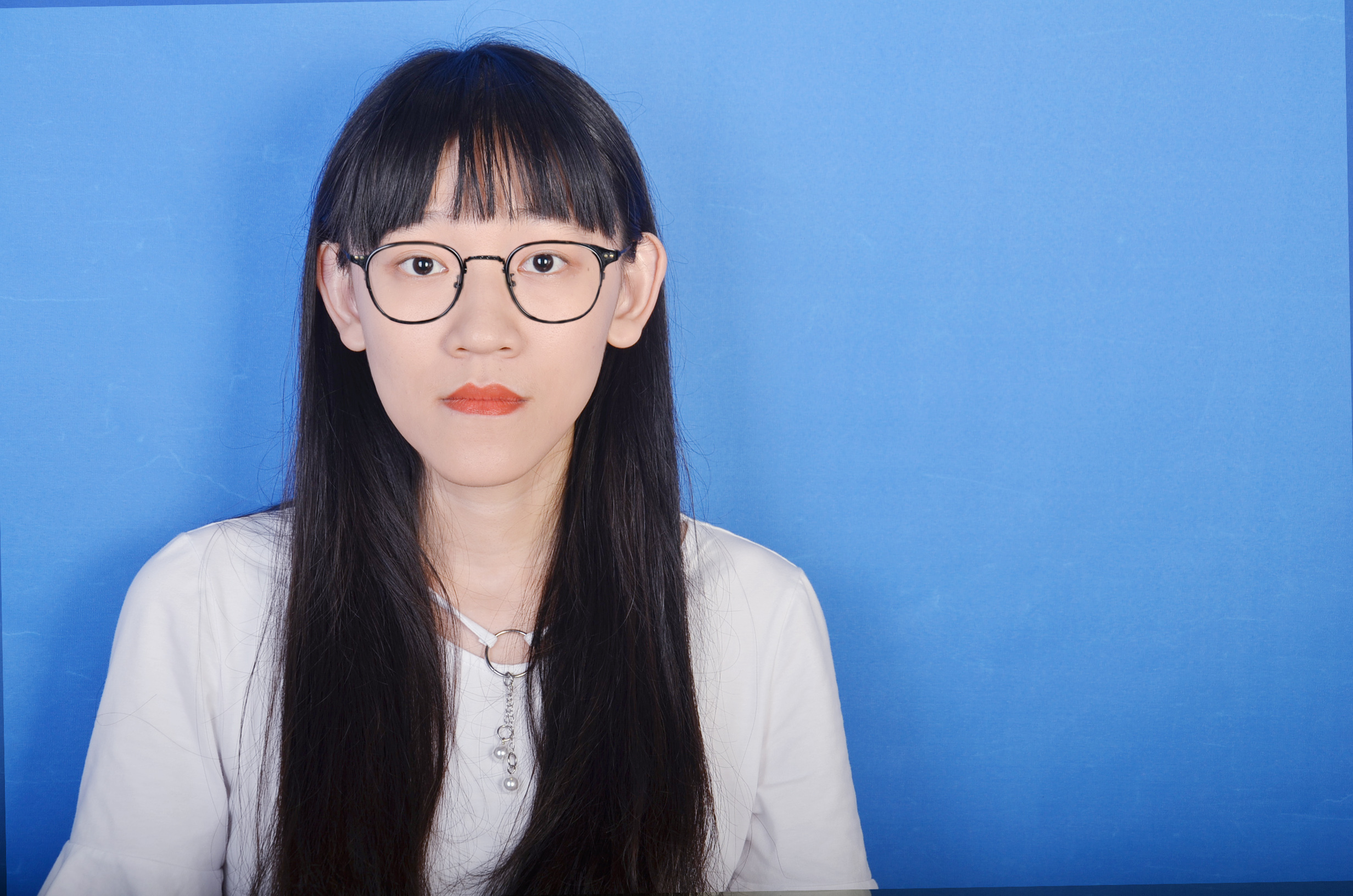 黄教员 照片