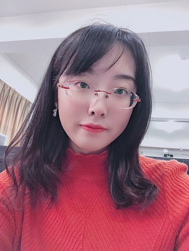 李教员 照片