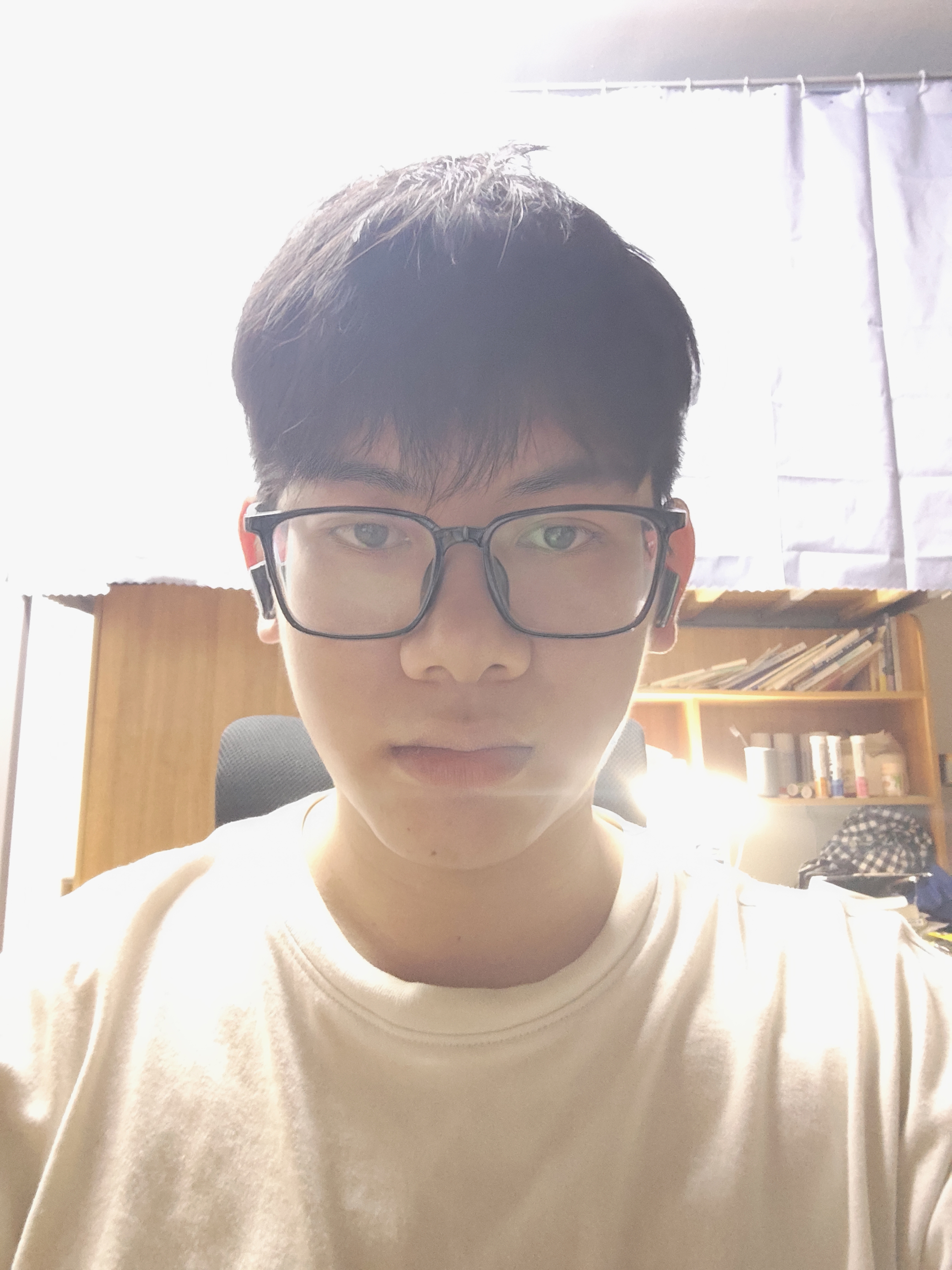 王教员 照片