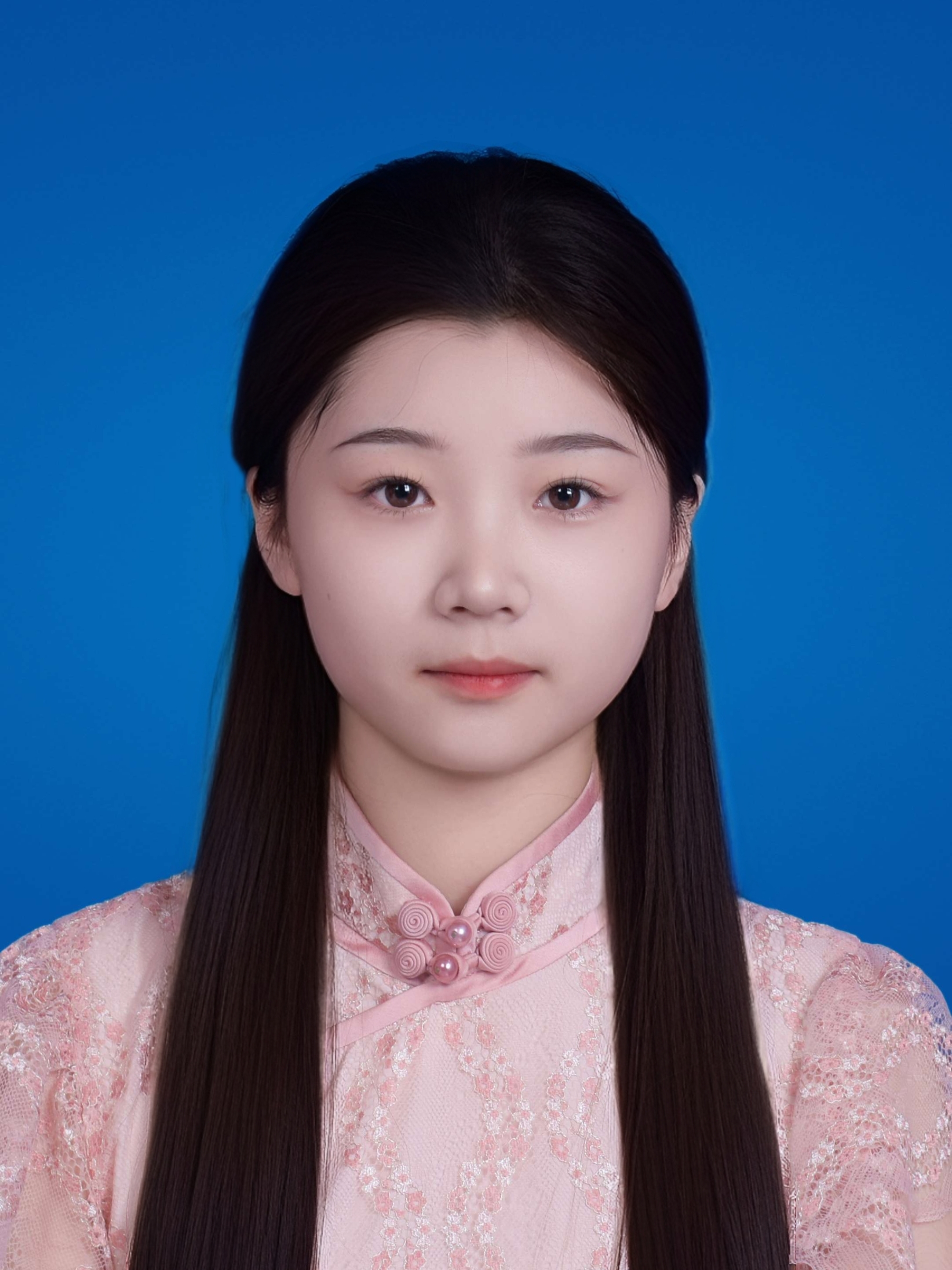 李教员 照片
