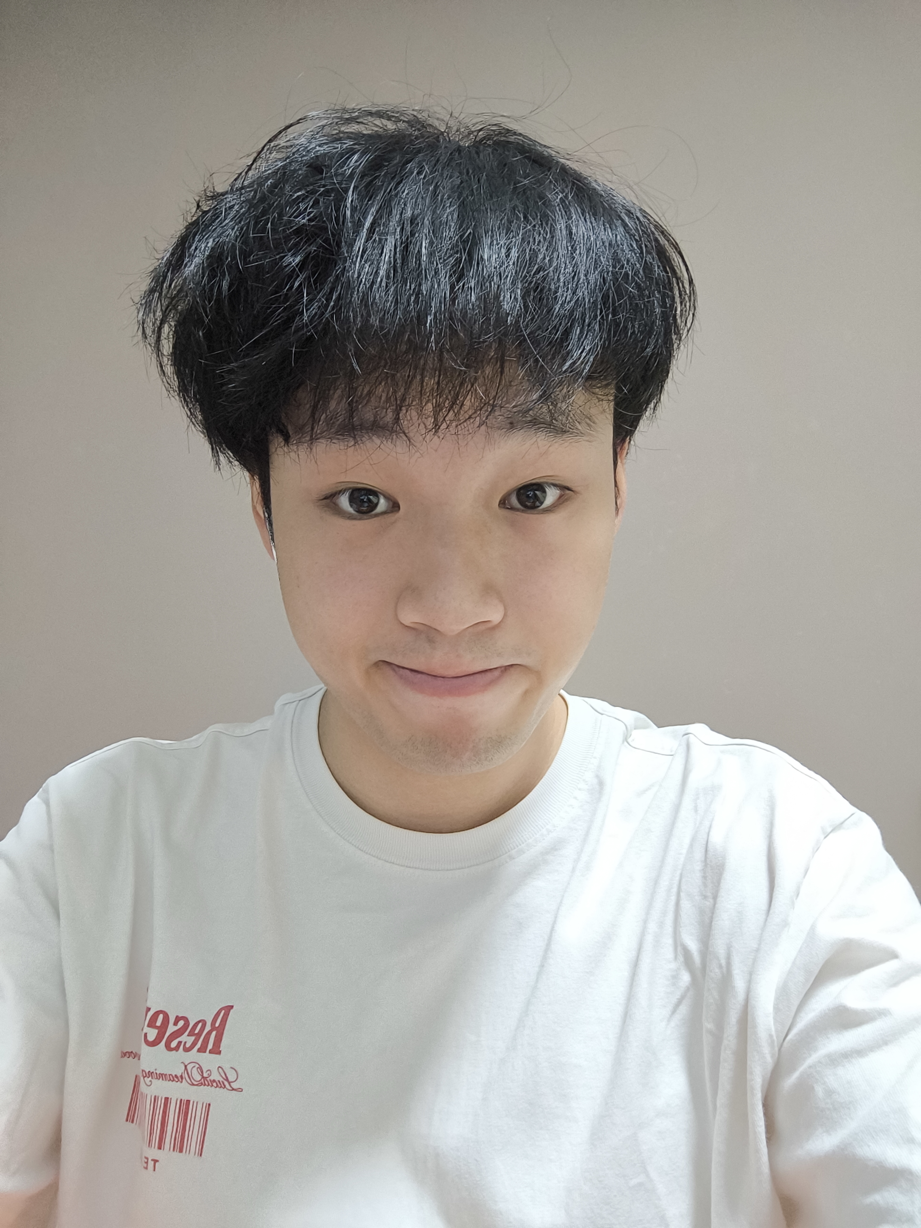 刘教员 照片