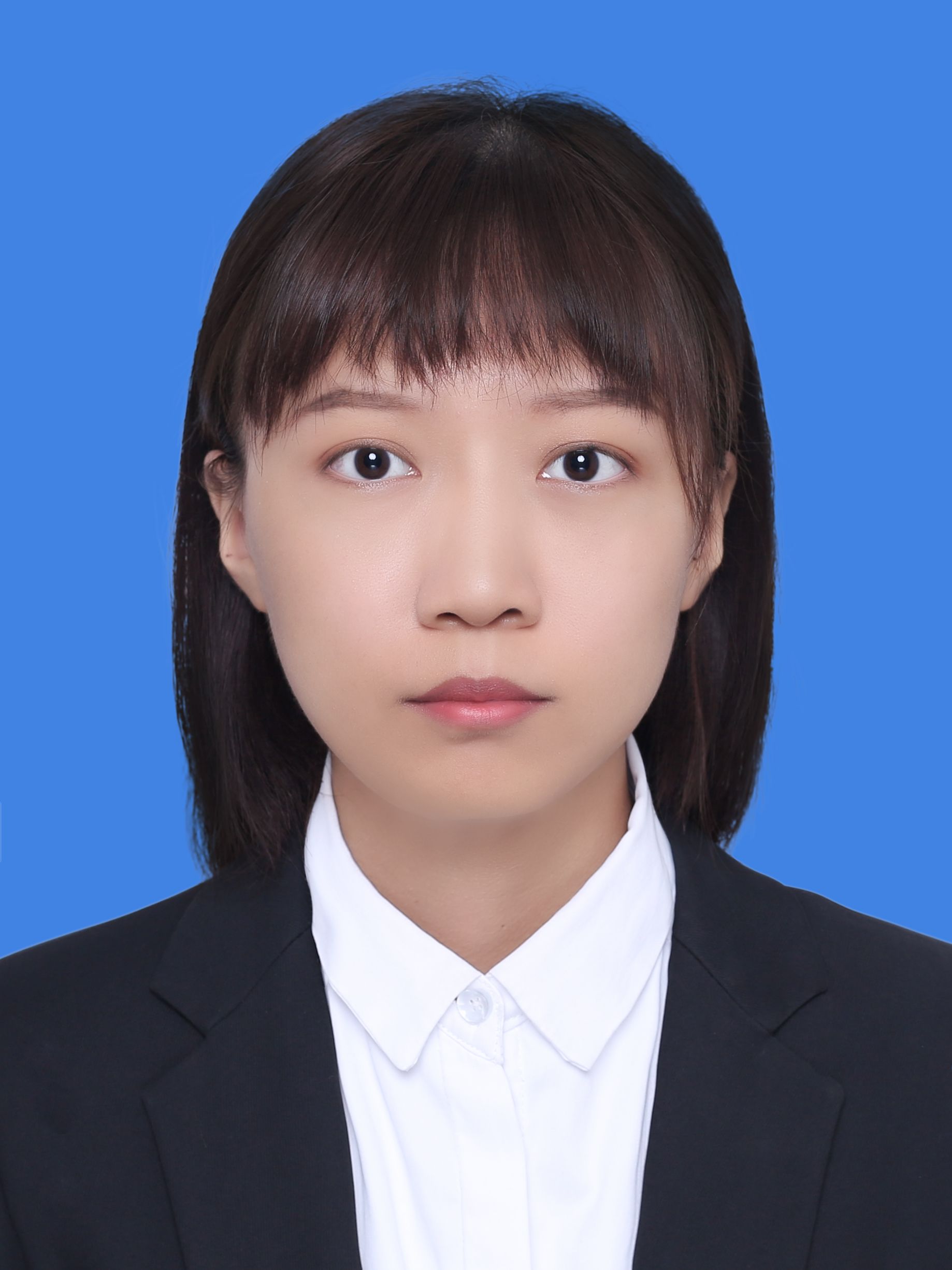 吉教员 照片