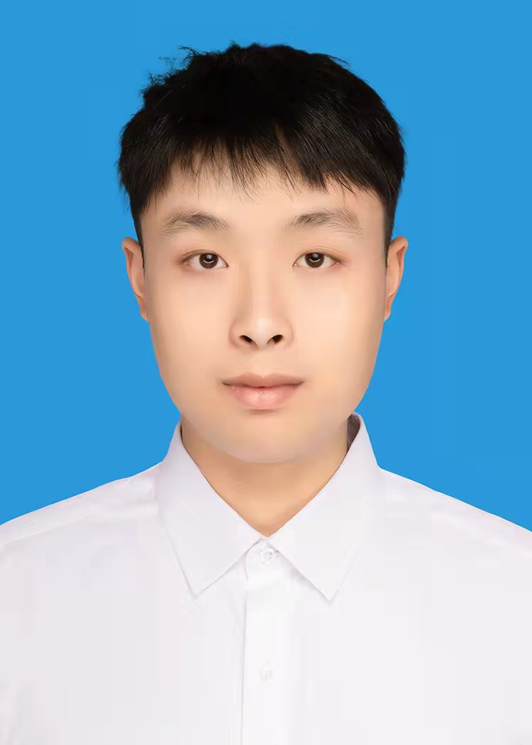 柏教员 照片