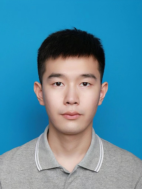 石教员 照片