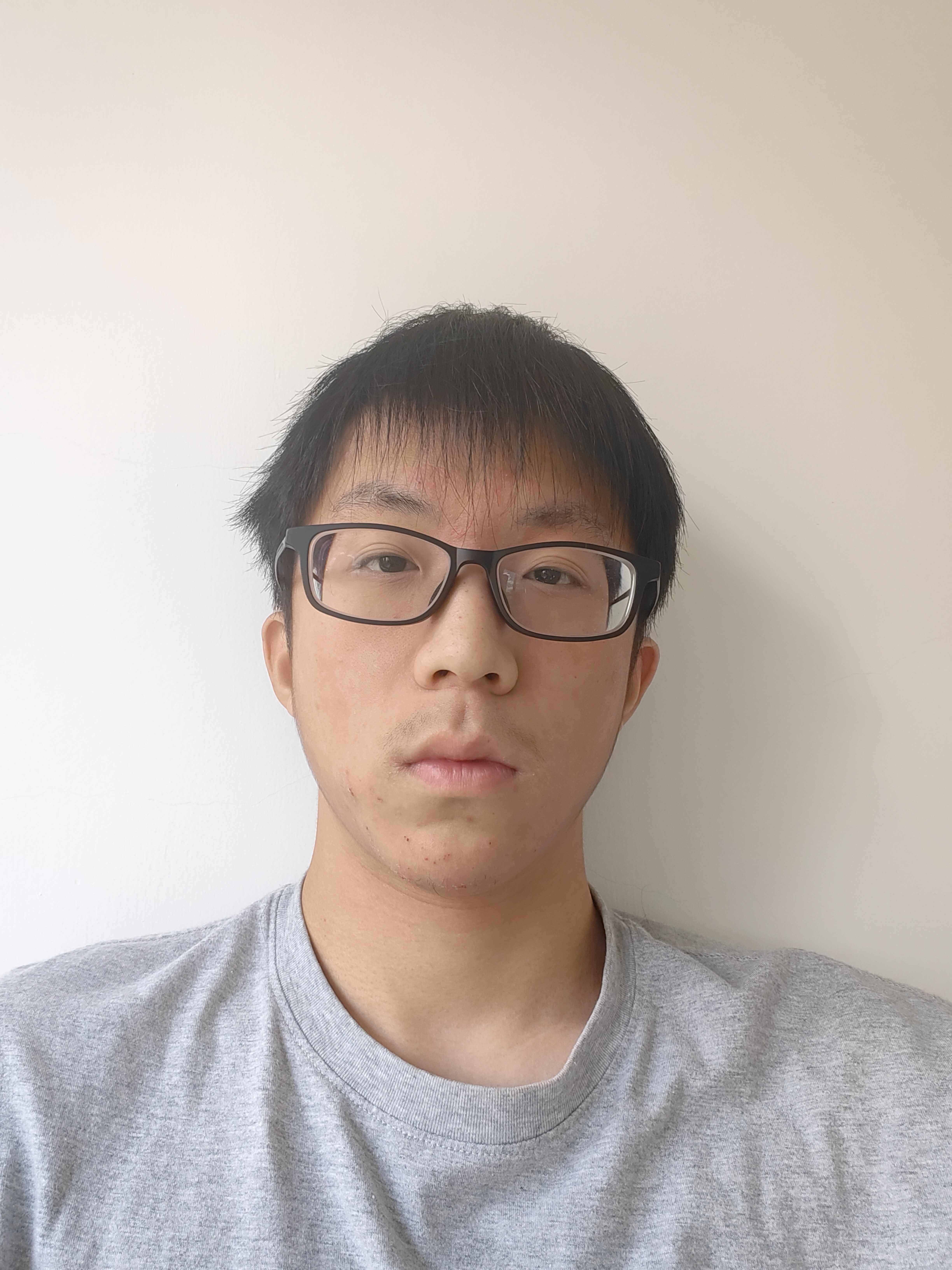 刘教员 照片