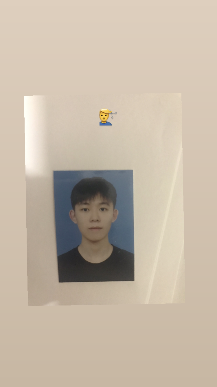 张教员 照片