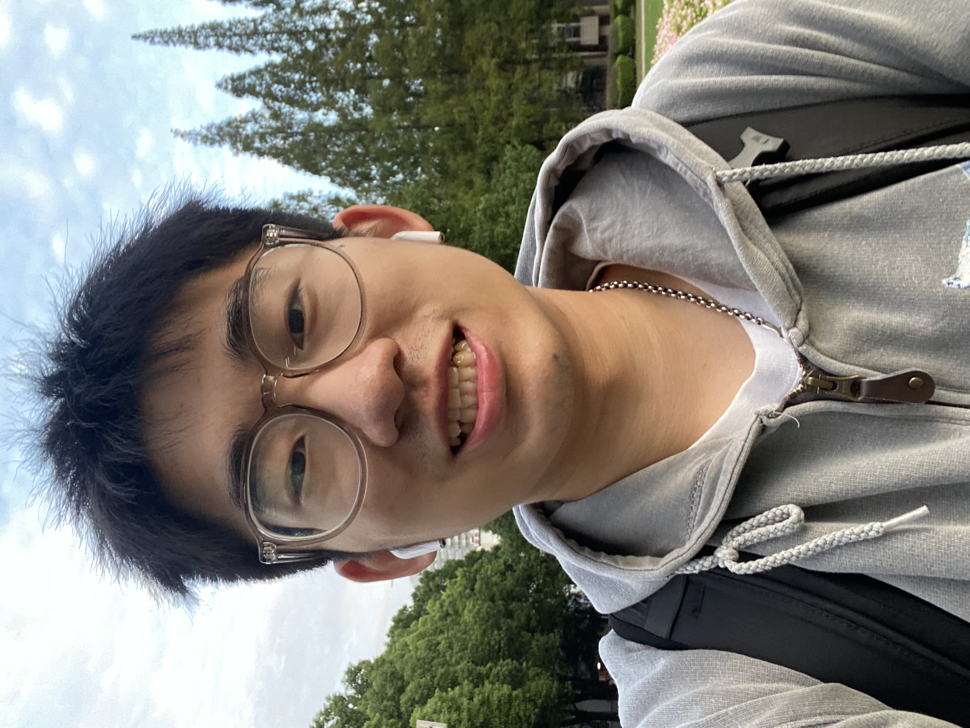 李教员 照片