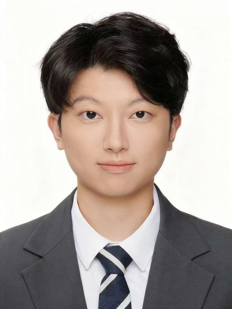薛教员 照片
