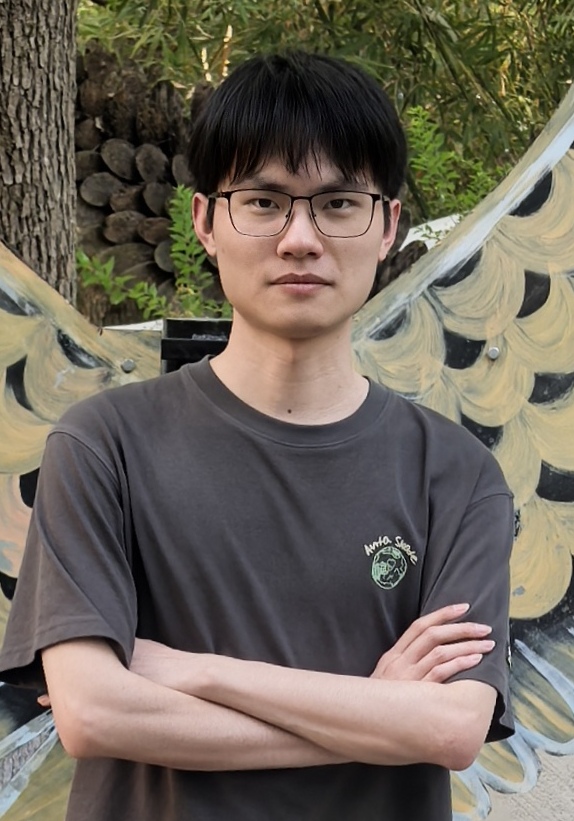魏教员 照片