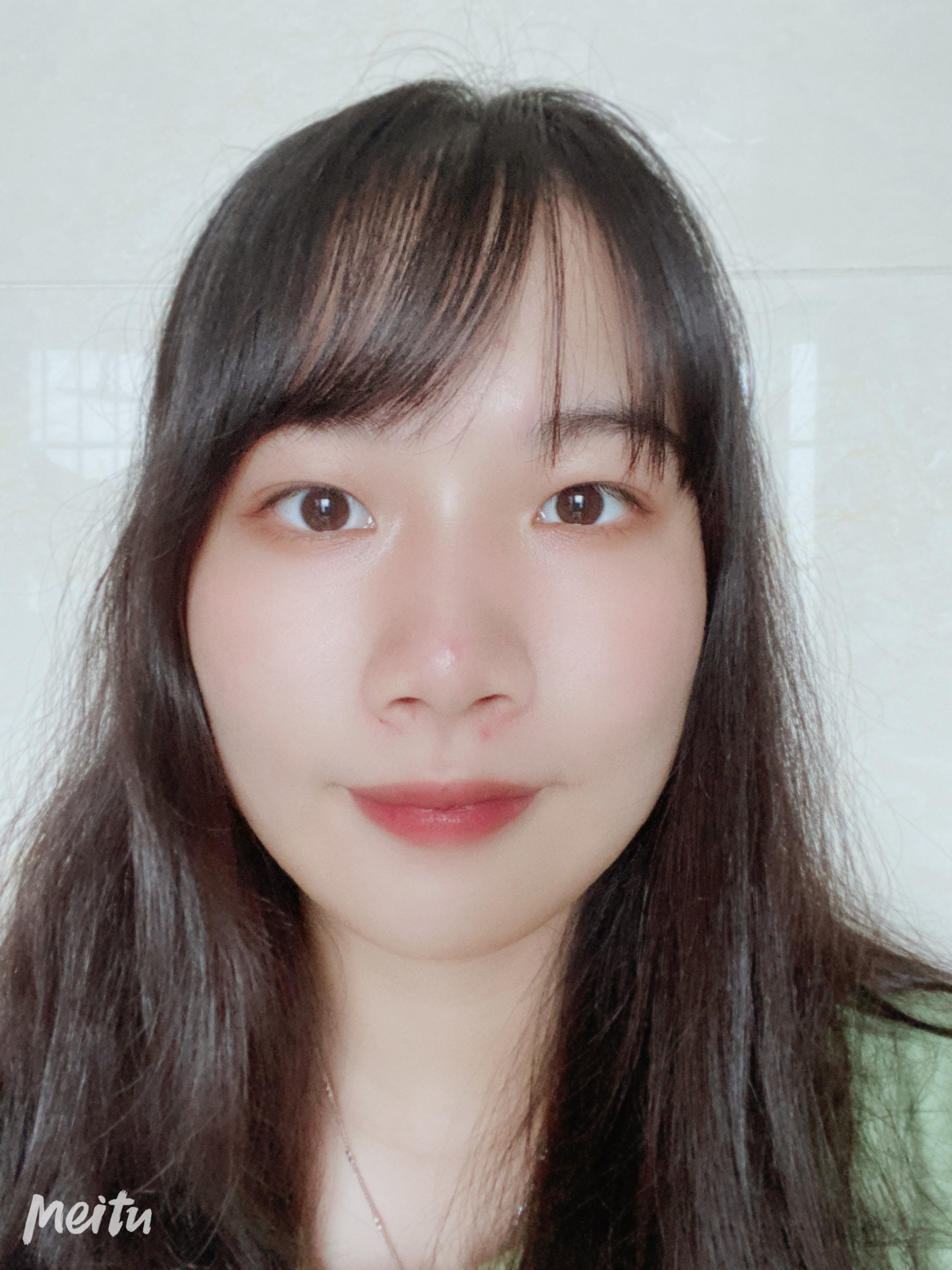 谭教员 照片