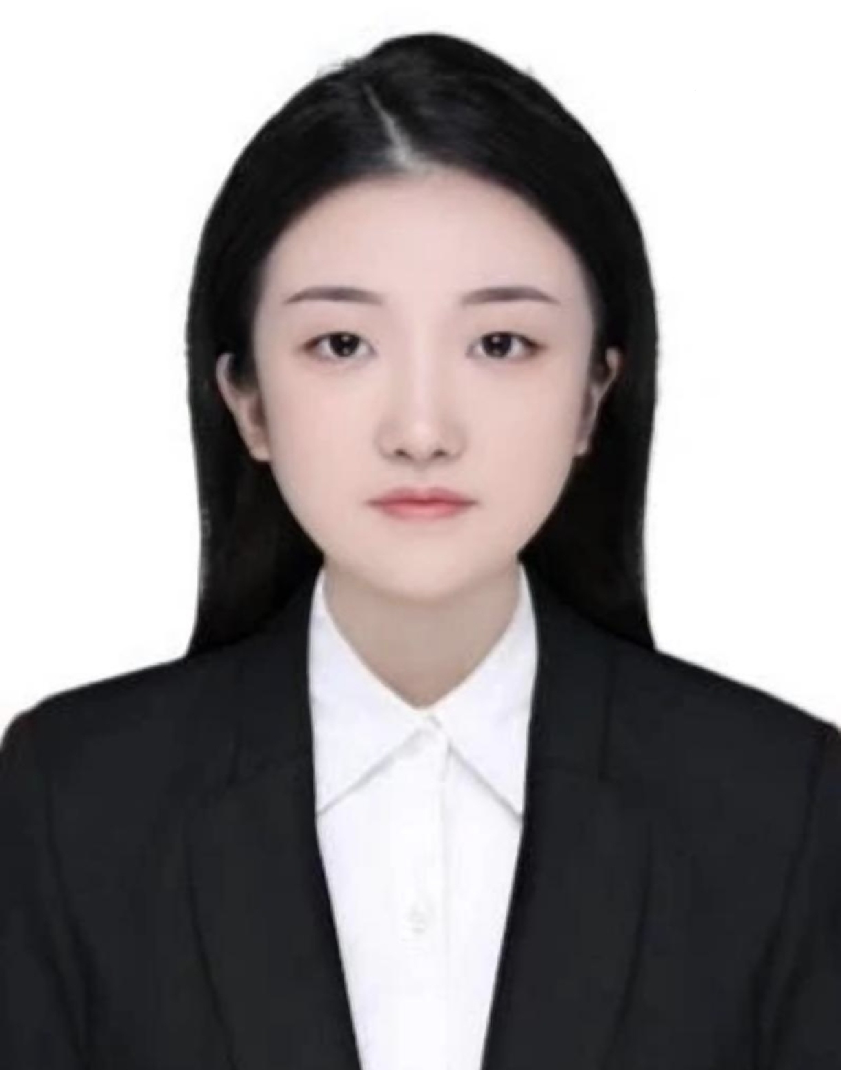 尹教员 照片