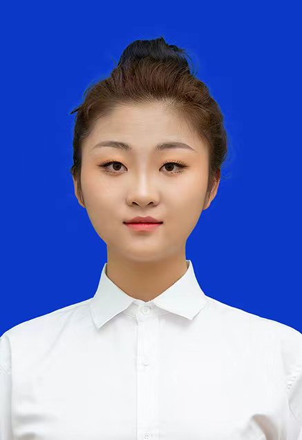 盛教员 照片
