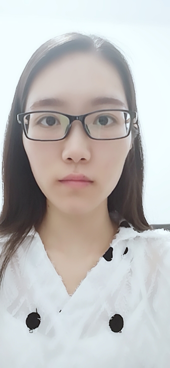 张教员 照片