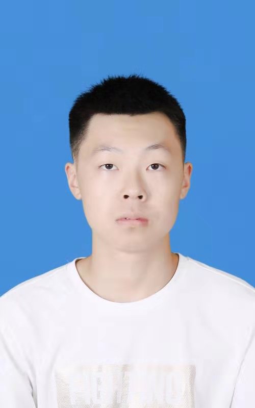 王教员 照片