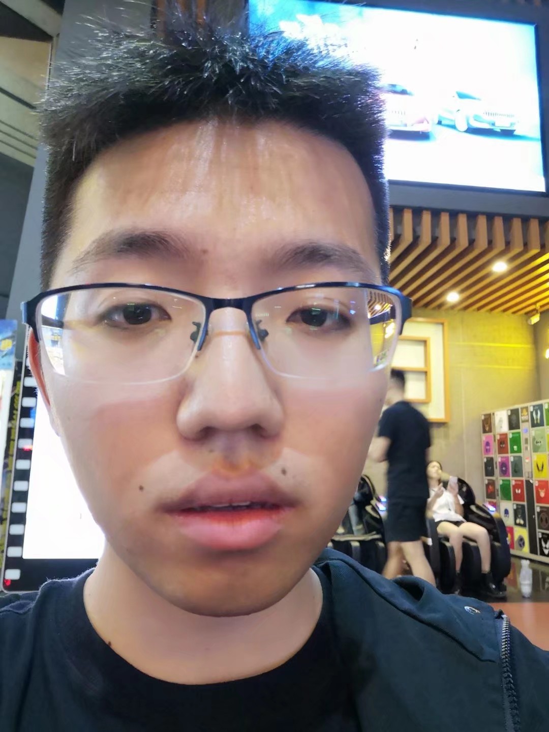 王教员 照片