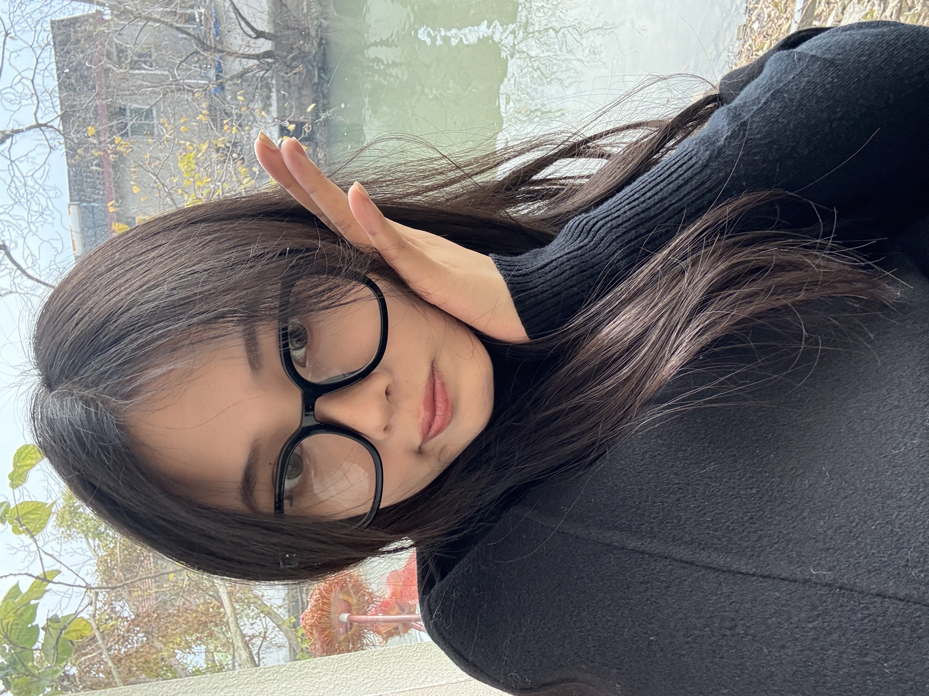 李教员 照片