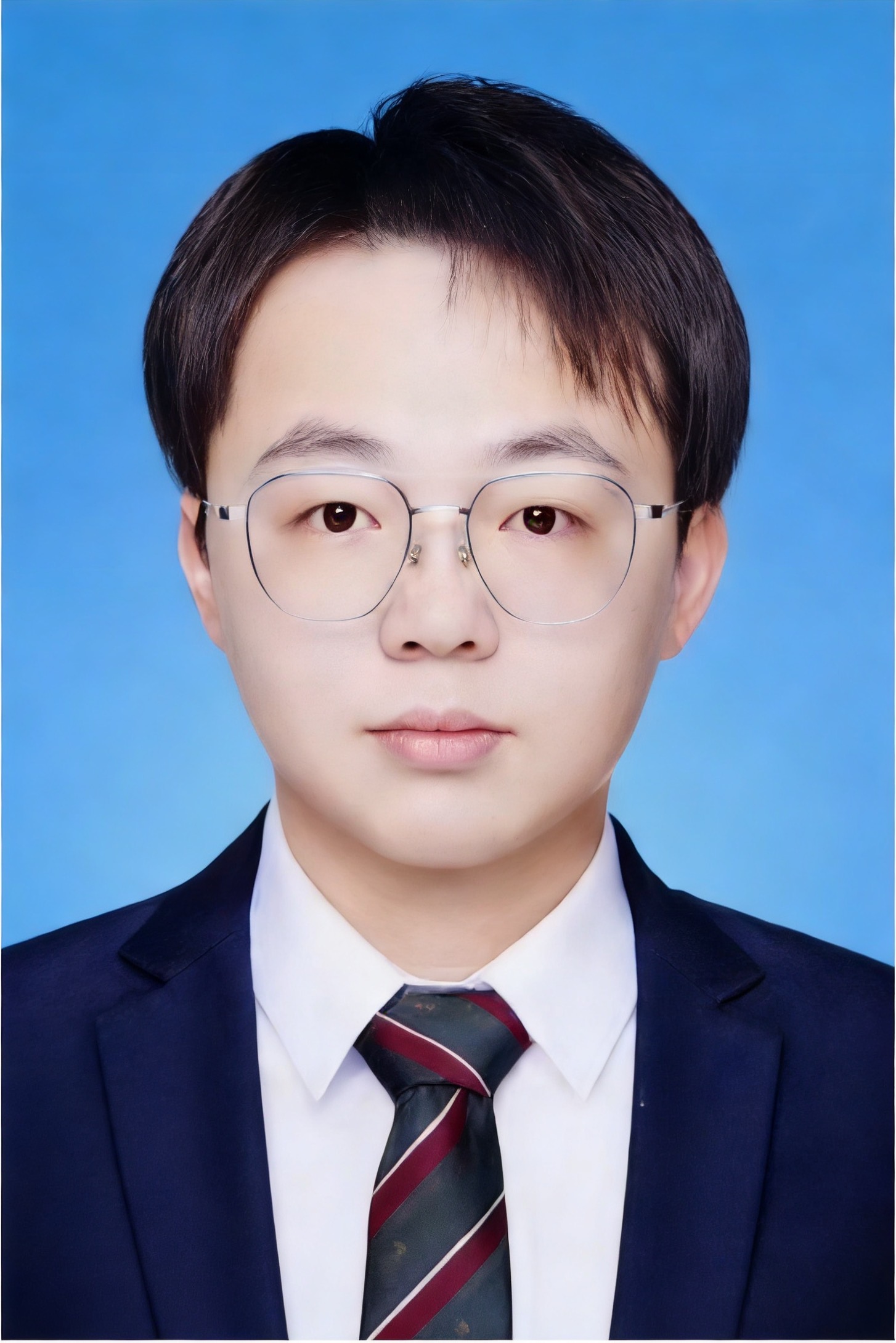 刘教员 照片
