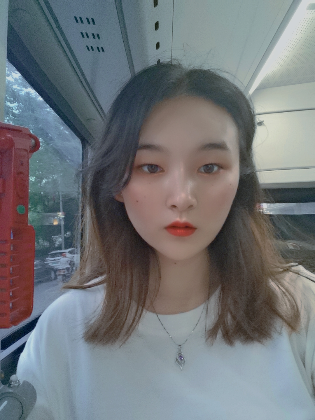 廖教员 照片