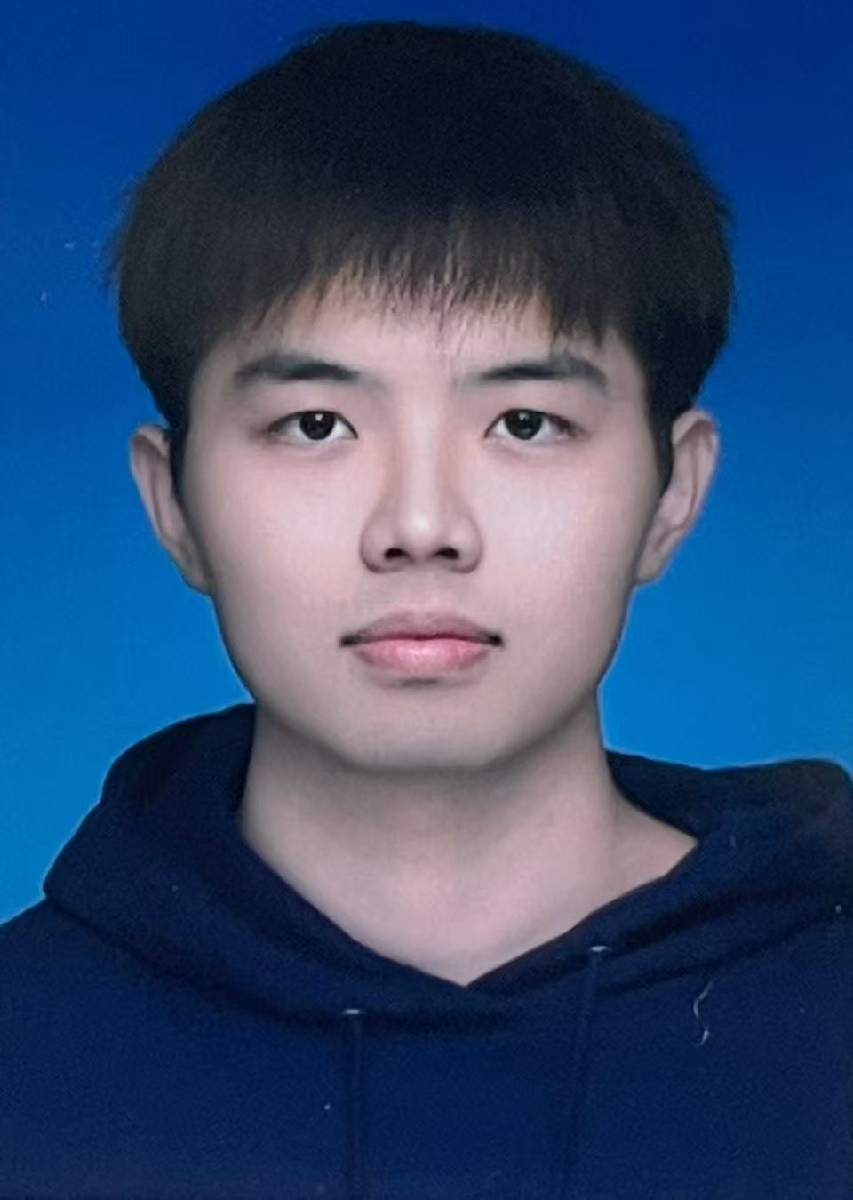 刘教员 照片