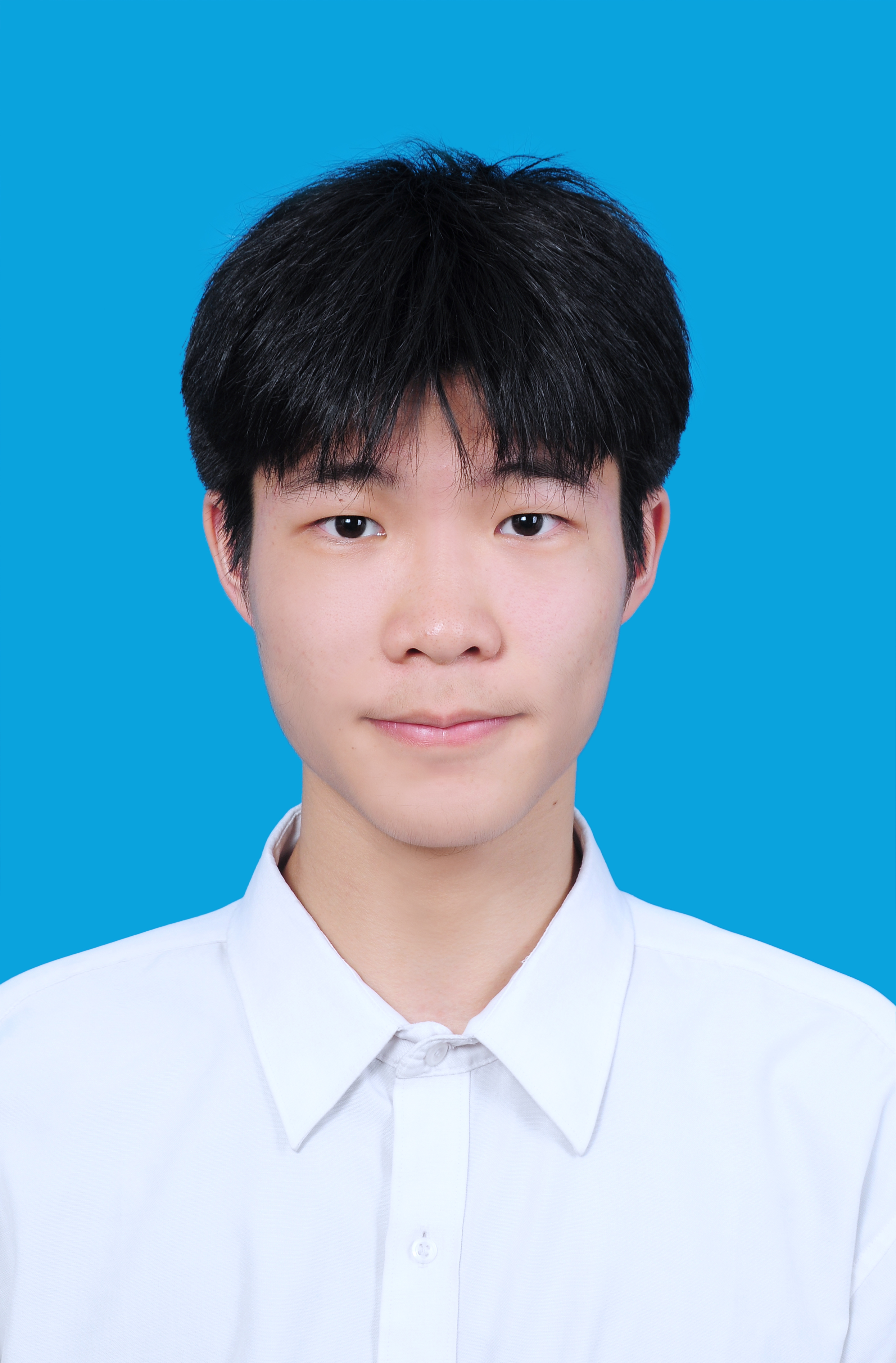 吴教员 照片