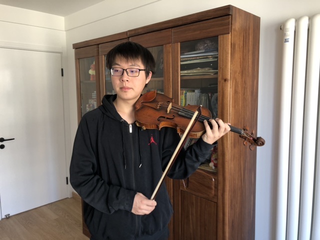 郭教员 照片