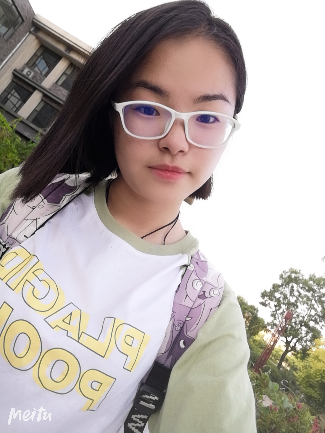 李教员 照片