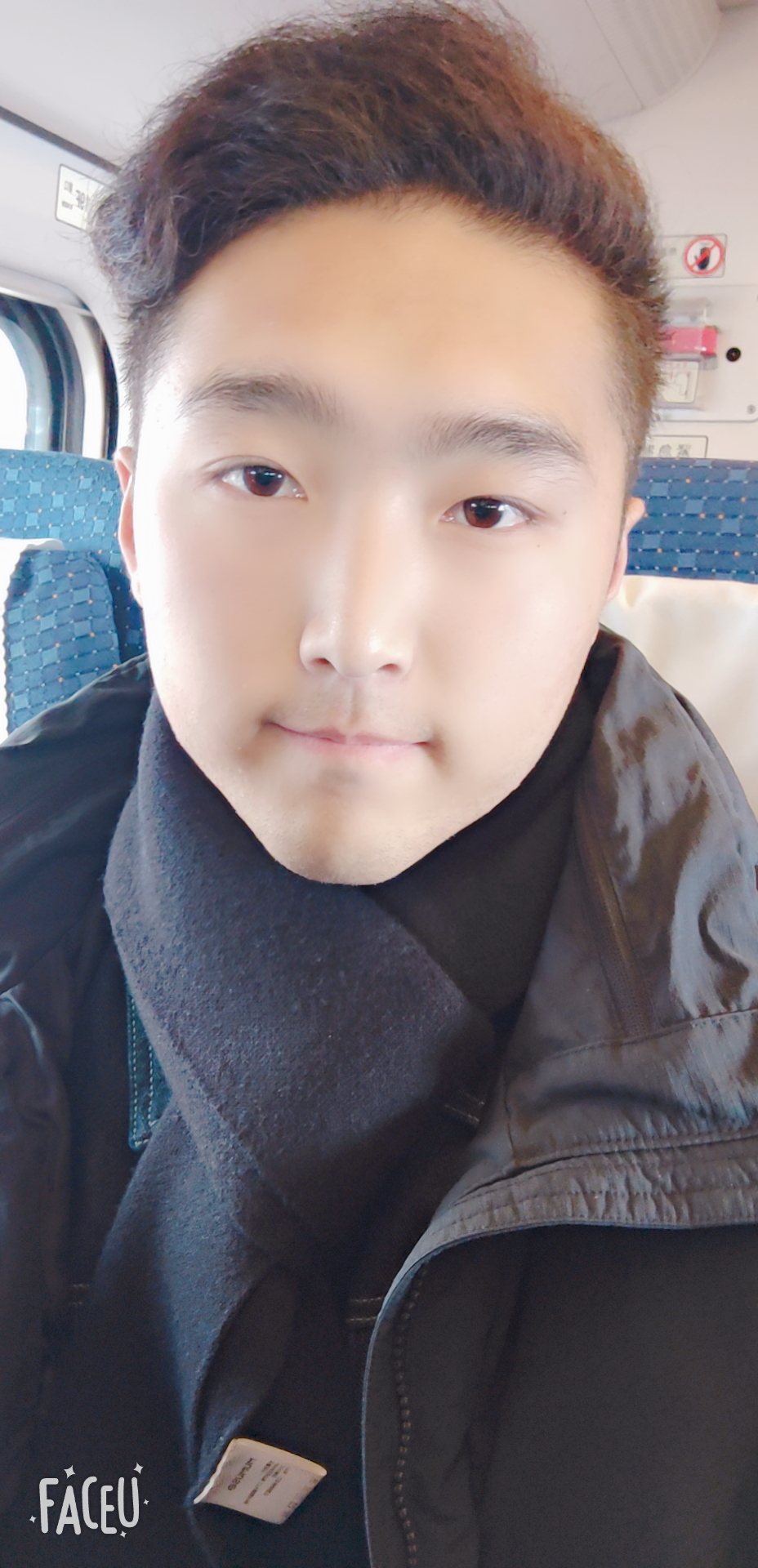 李教员 照片