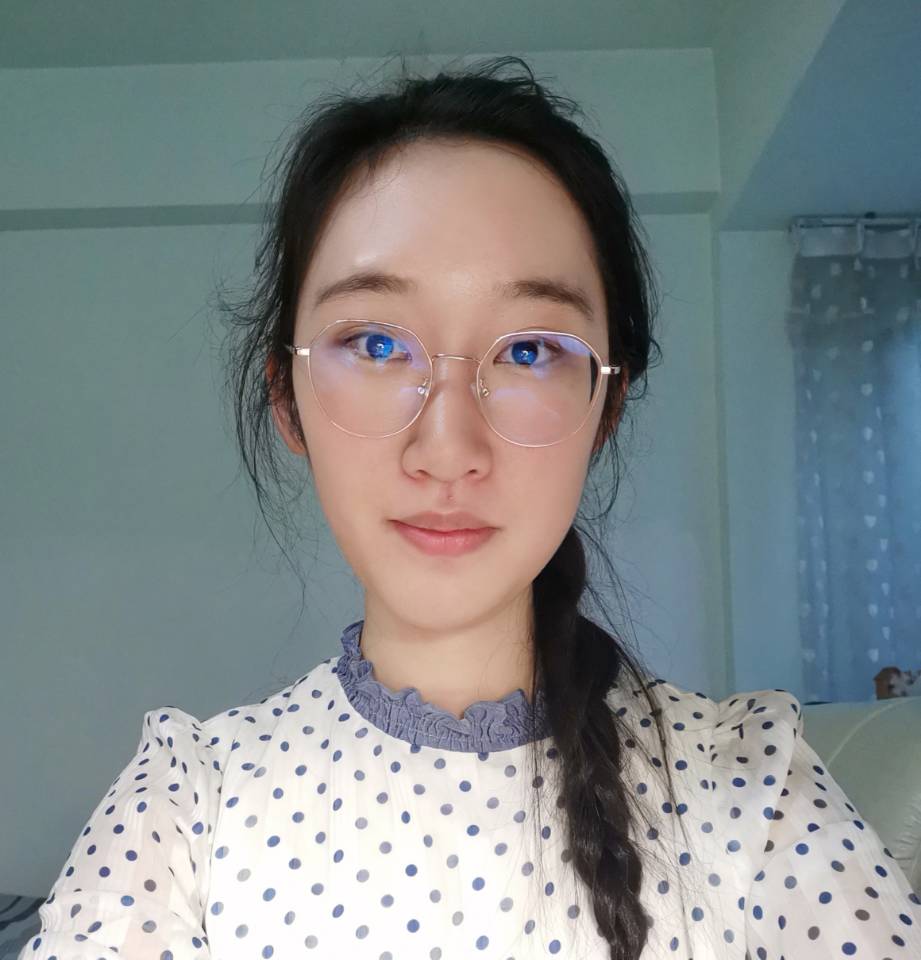 邱教员 照片