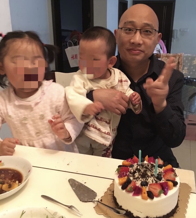 白教员 照片