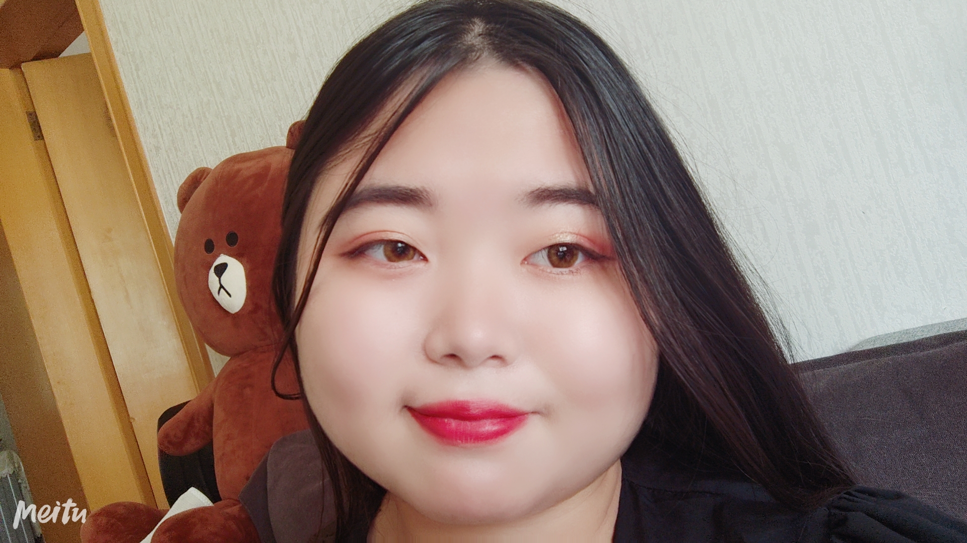 庞教员 照片